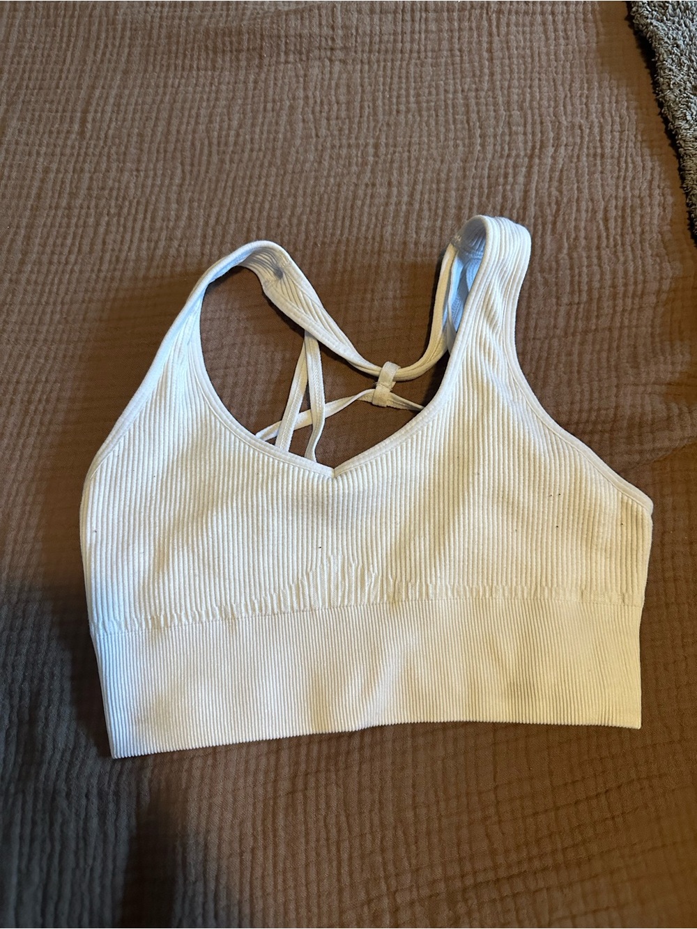 NVGTN Ribbed V-Neck Crisscross Sports Bralette - Cream